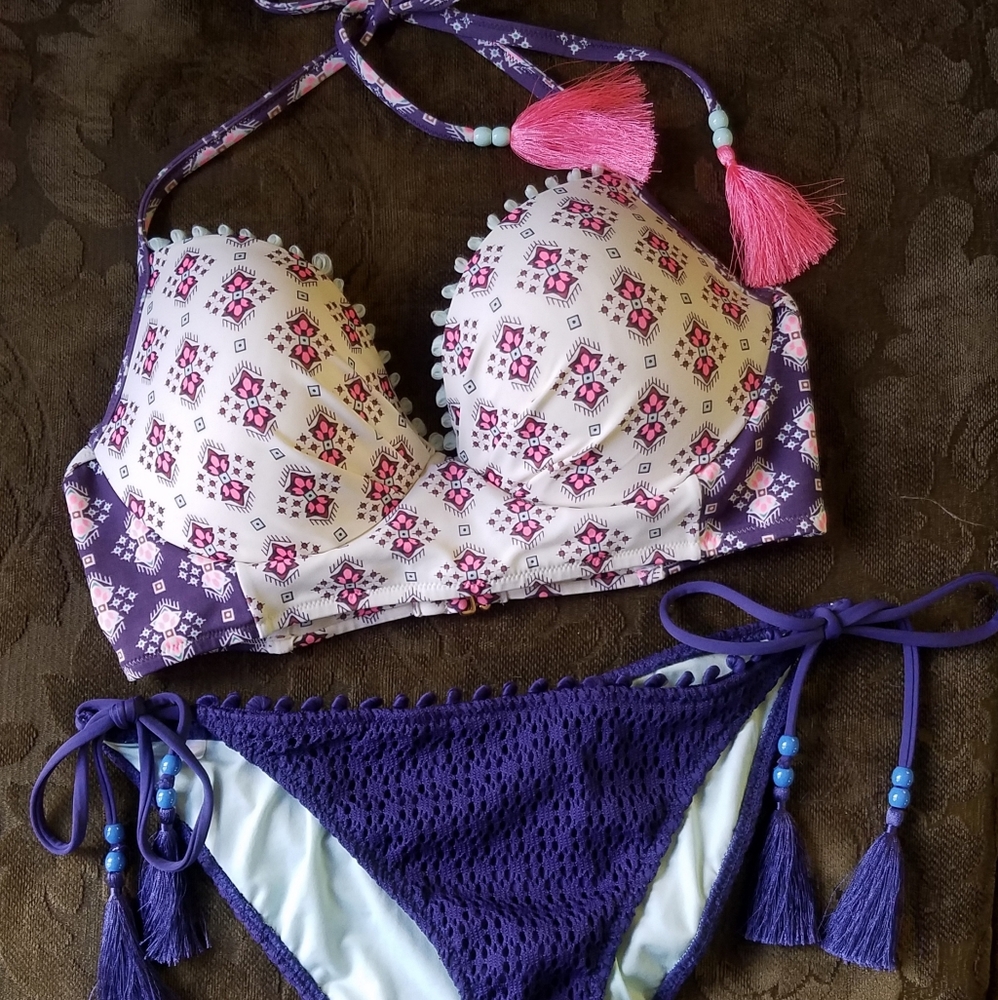 Victoria's secret bikini NEVER WORN!